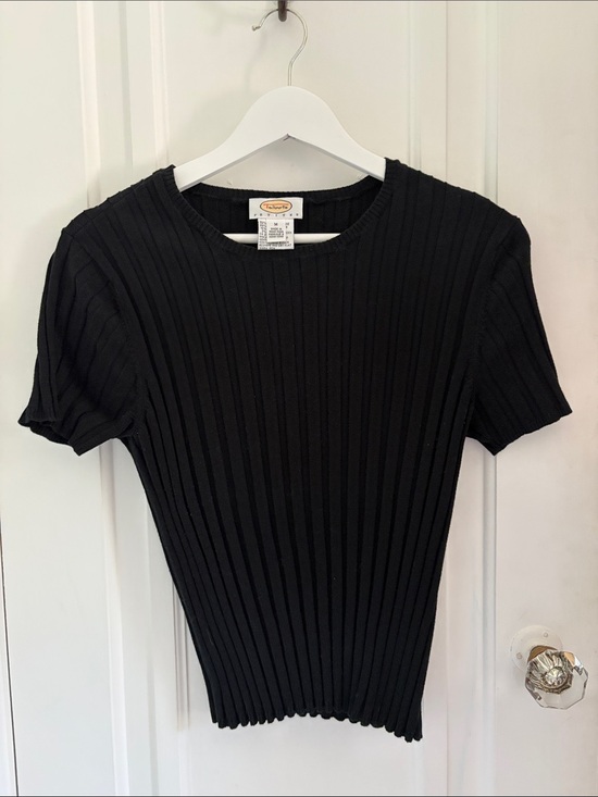 Talbots Tops - Talbots • Vintage Petites Black Ribbed Sweater Tee (Size M)